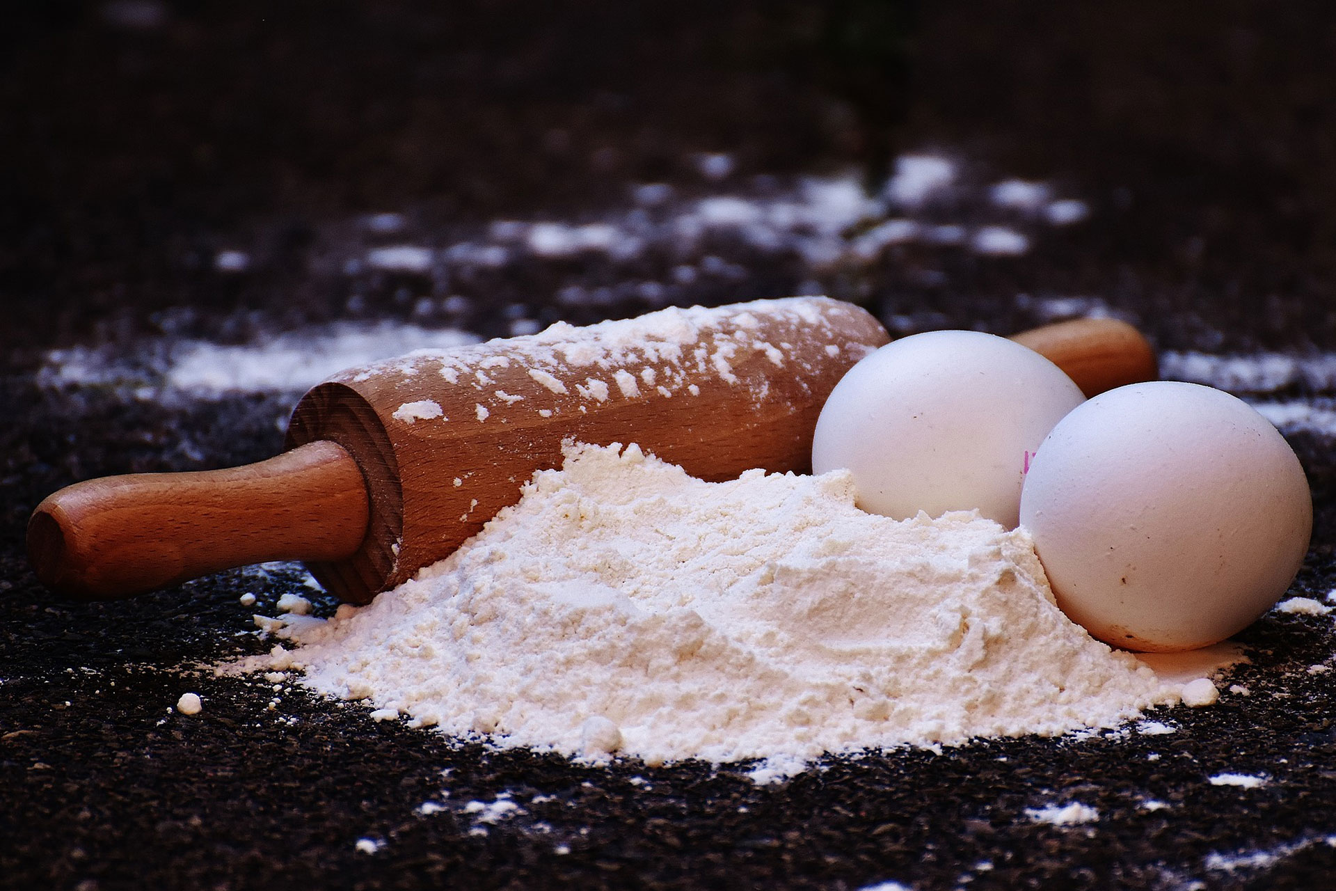 ROULEAU PATISSERIE FARINE OEUFS CONCOURS CUISINE ESCAL RIOTORD